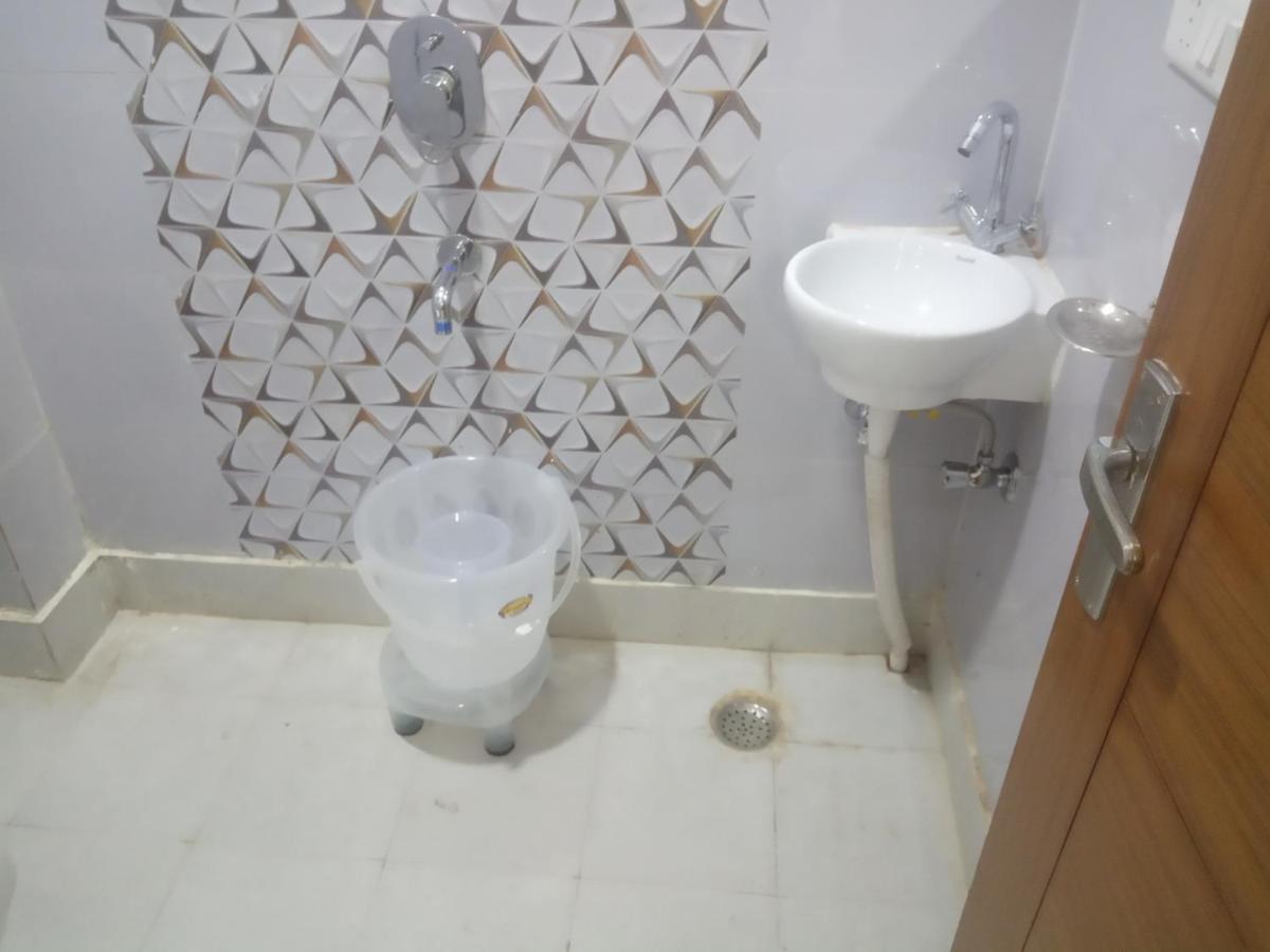 Hotel Star Light New Delhi Luaran gambar