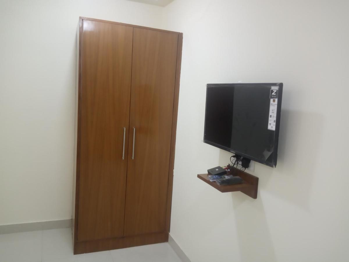 Hotel Star Light New Delhi Luaran gambar